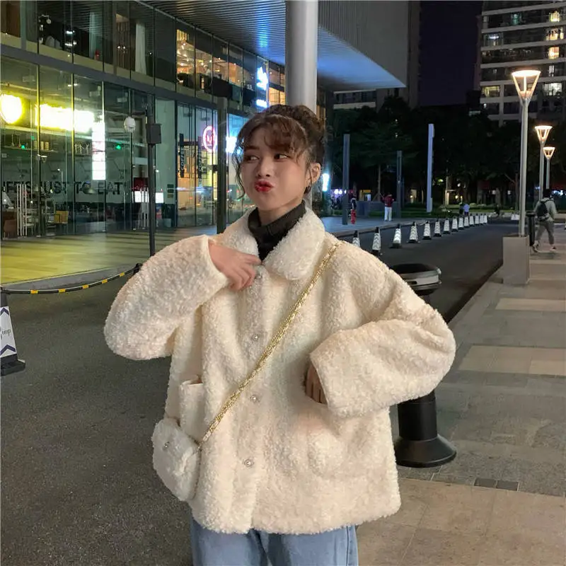 Imitation Lamb Wool Jacket for Women, Warm and Cute Winter with Loose Plush Top