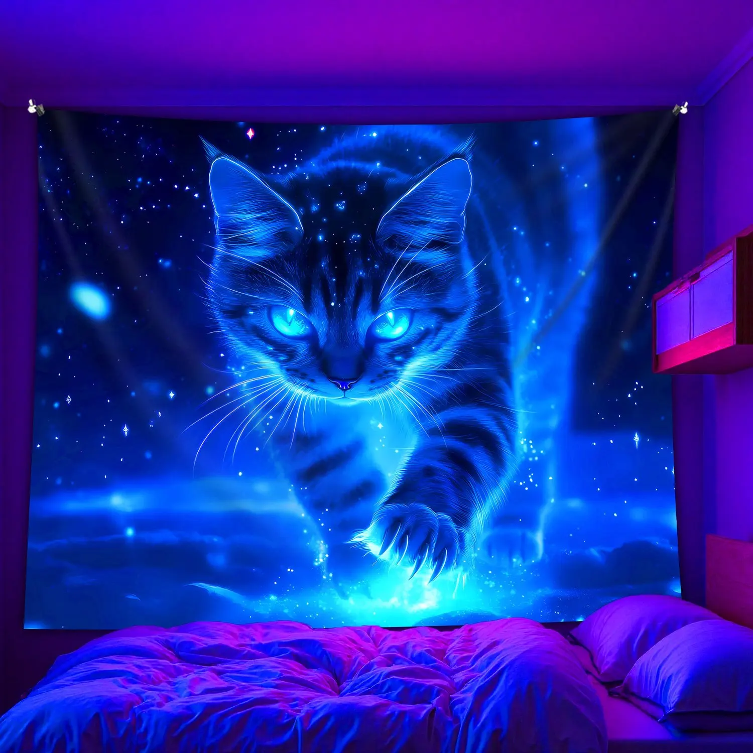 Tapisserie murale en polyester avec motif de chat bleu captivant, galaxie, espace, néon et ciel étoilé numérique, idéale comme décoration pour chambre et salle de fête