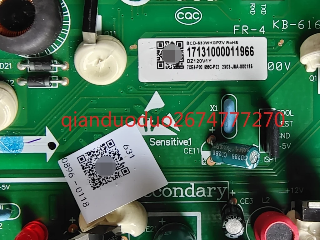 

BCD-630WKGPZV is suitable for Midea refrigerator power board computer board frequency conversion board 17131000011966