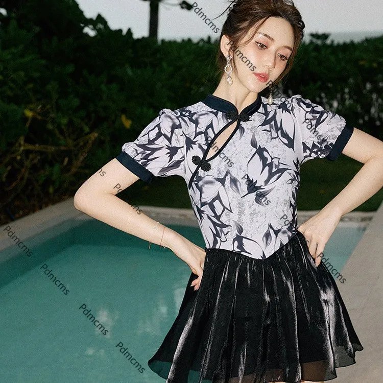 

Новый консервативный купальник 2025 года, женский цельный купальник с горячими источниками, популярный высококачественный, чтобы прикрыть живот и показывать thinne