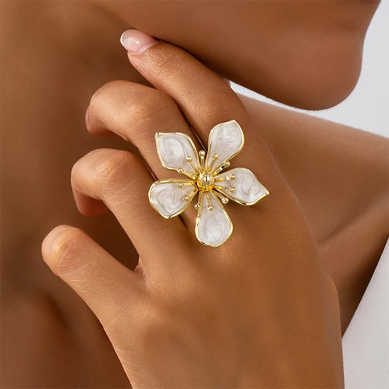 Huitan Großer Weißer Emaille-Blumen-Ring, Verstellbar, für Damen, Ästhetischer Hochzeits- und Party-Schmuck, Modisches Fingergeschenk