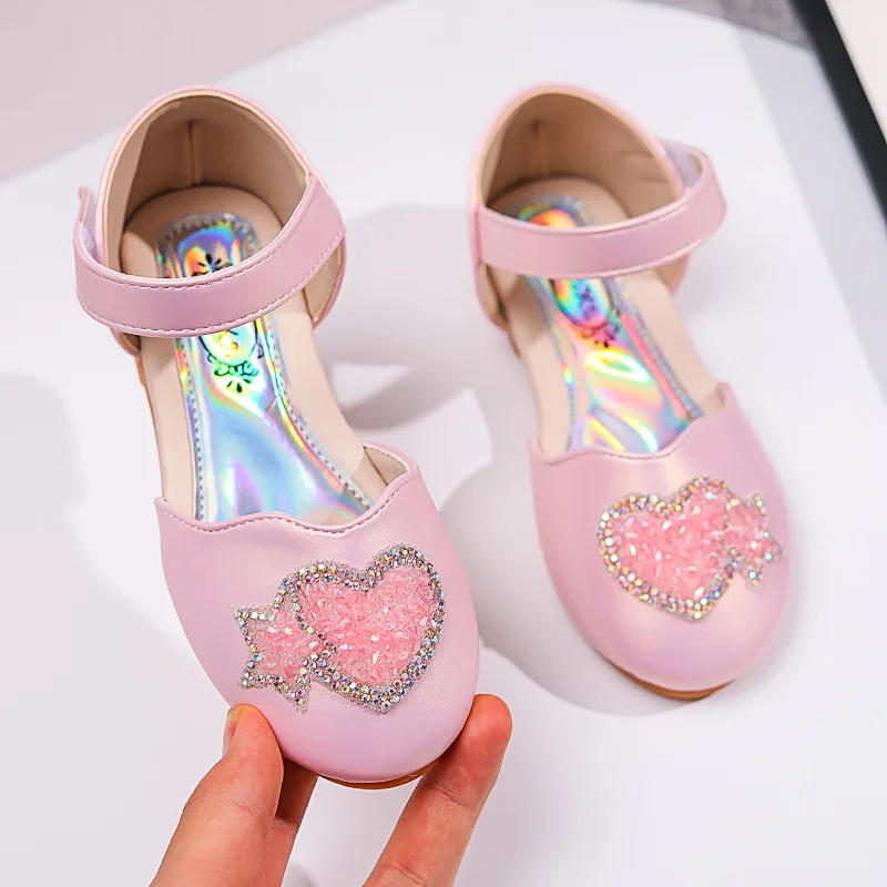 

Pink Sandals for Girl Heart Rhinestone Princess Sandals Fashion Versatile Soft Sole Kid Party Wedding Hook & Loop Children Flats