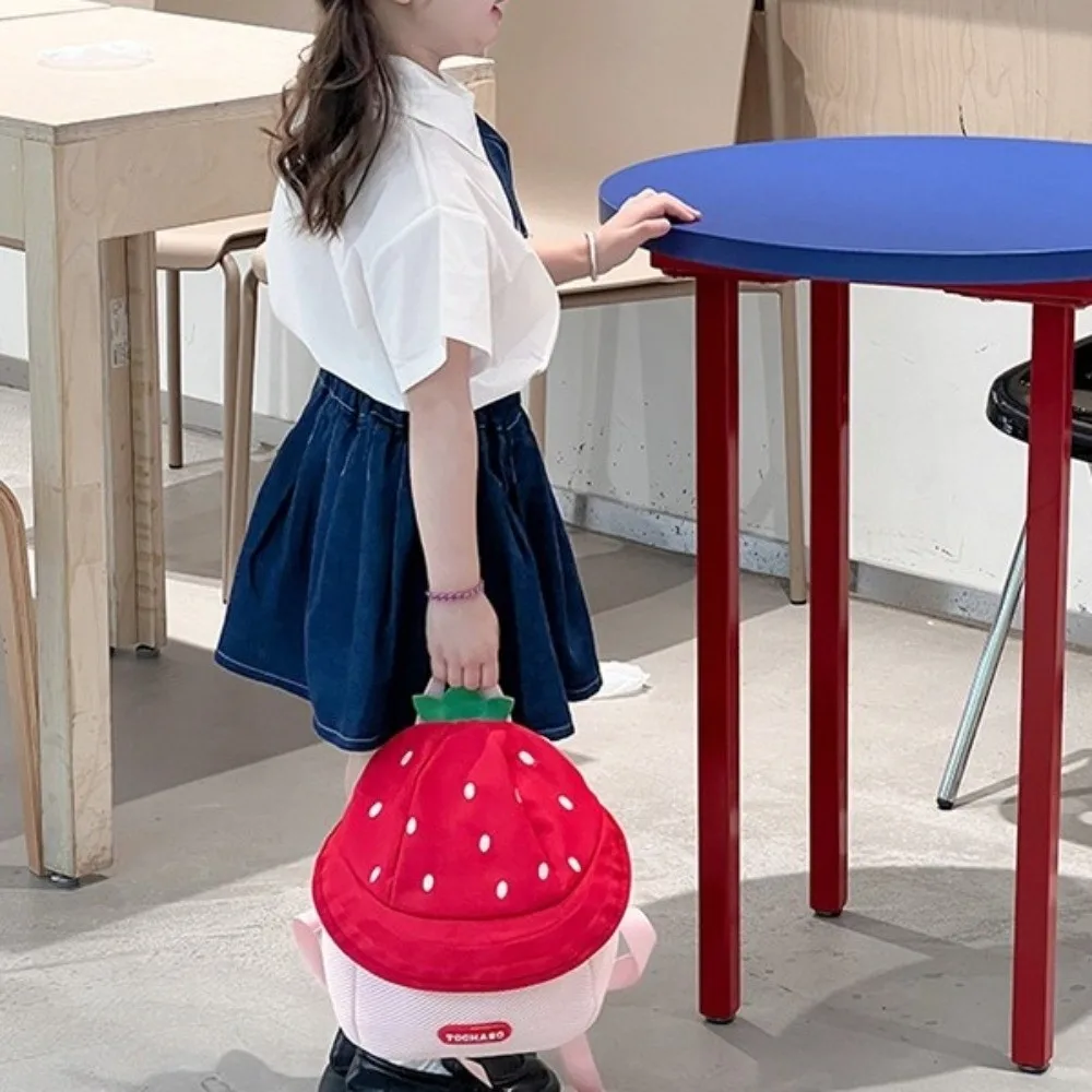 حقيبة تخزين الفراولة للأطفال على ظهره الفاكهة سعة كبيرة الكرتون Daypack مزدوجة الكتفين القماش الطلاب حقيبة مدرسية في الهواء الطلق