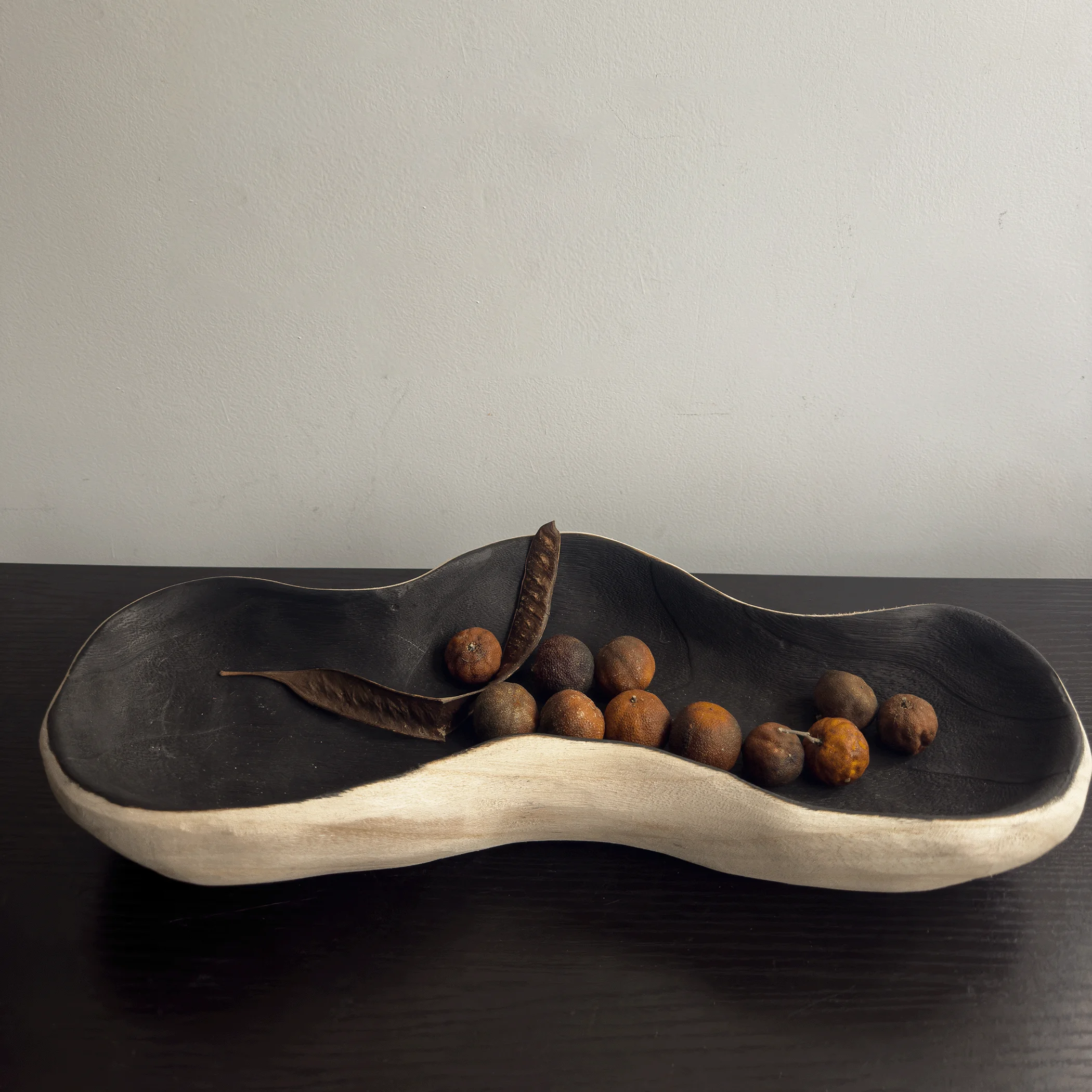 Wooden Fruit Tray Irregular Dried Fruit Tray Living Room Coffee Table Home High-end High-value Snack Tray Decorative Ornament