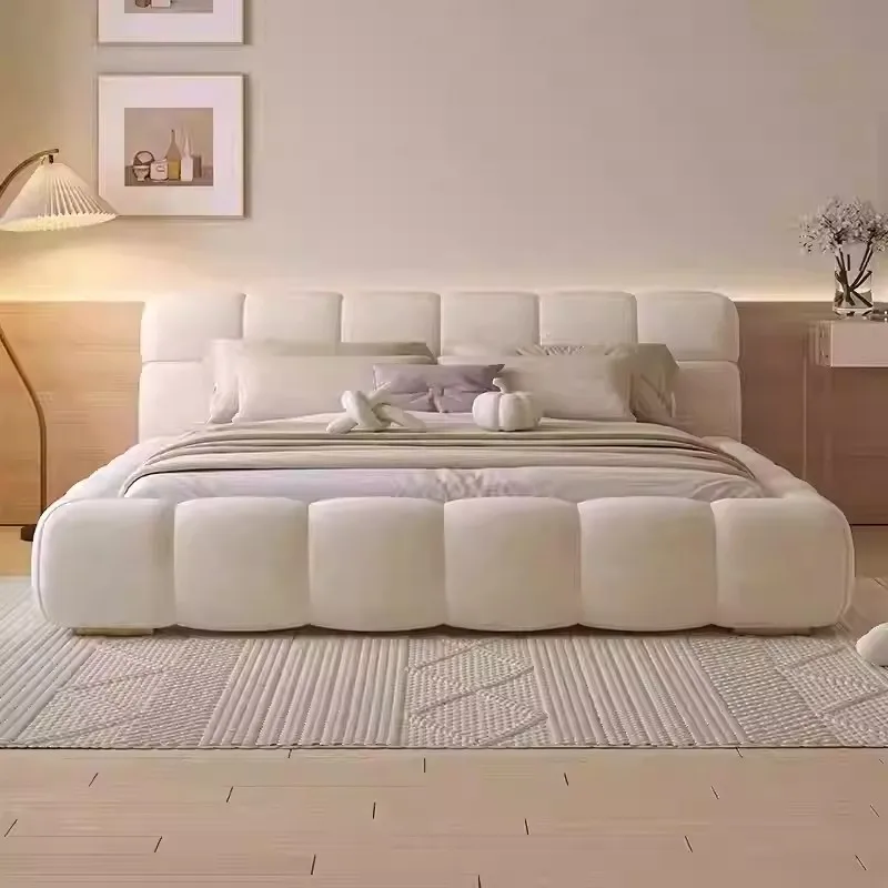 

French Style Cream White Tatami Double Bed Luxury Floor Upholstered Velvet king Size Wooden Bed Frame Hotel Bedroom Furniture