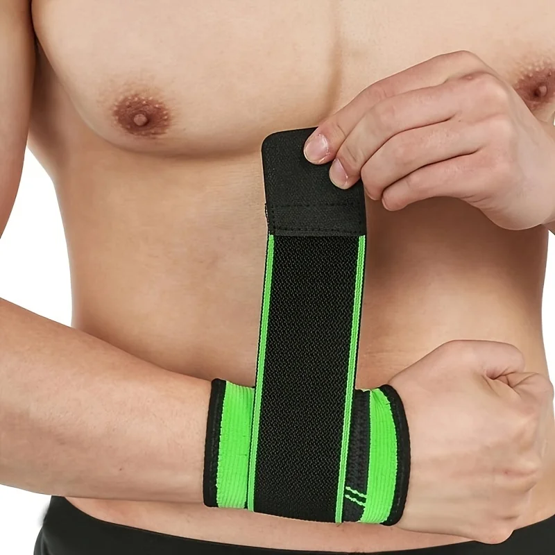 1Pc breathable Wrist Brace With adjustable straps, Best Wrist Compression Support Brace for Football and basketball (M/L/XL)