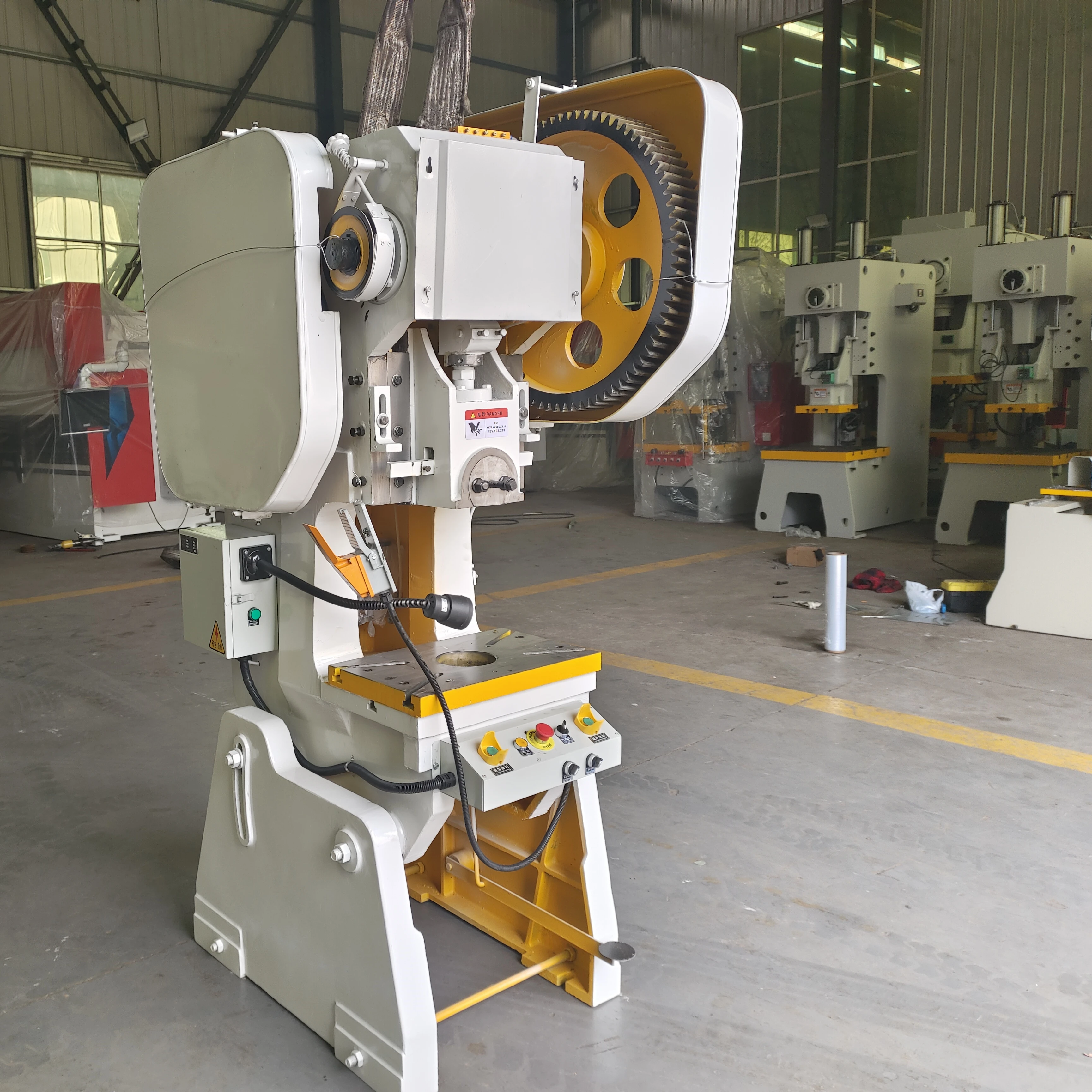 

High Precision JB23-25T Mechanical Power Press Punching Machine Supports Customized Molds with High Quality and Low Price