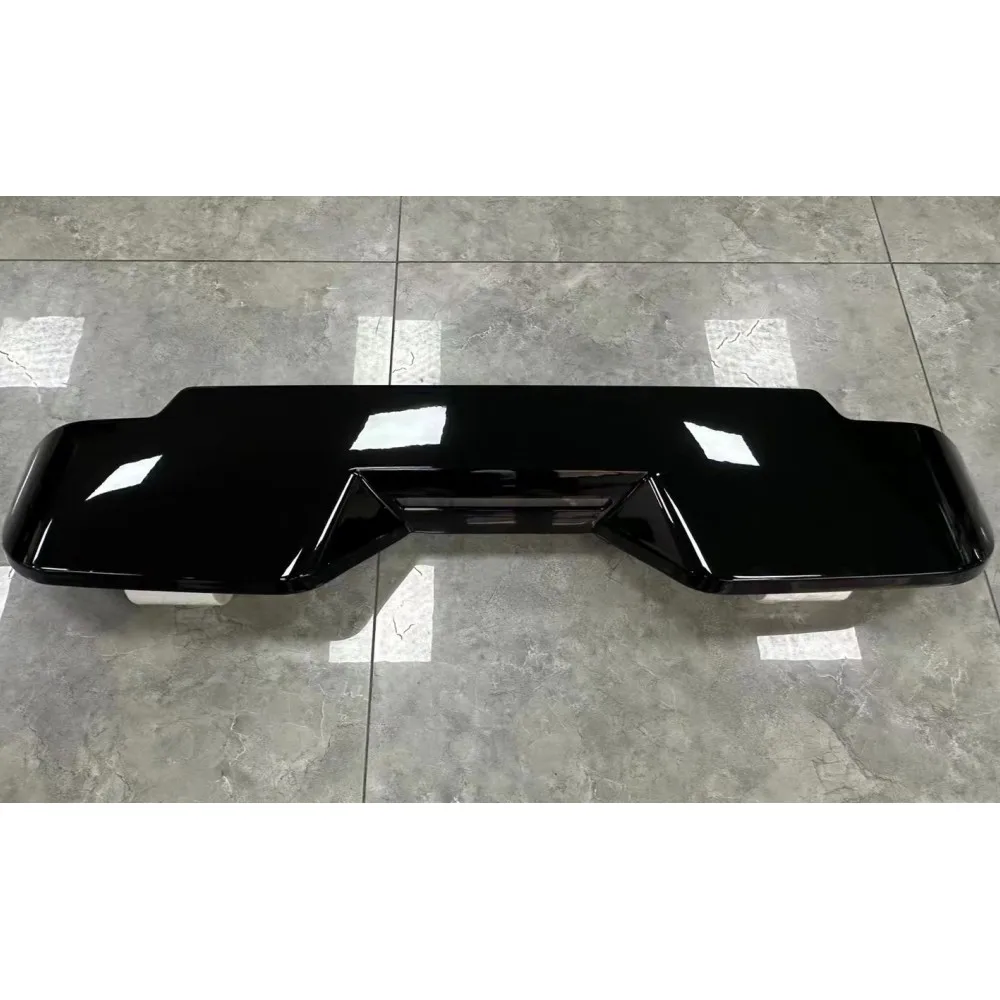 Car Body Kit for  Defender 2020-2023 to Lunma Including Front and Rear Bumper Assembly with Grille