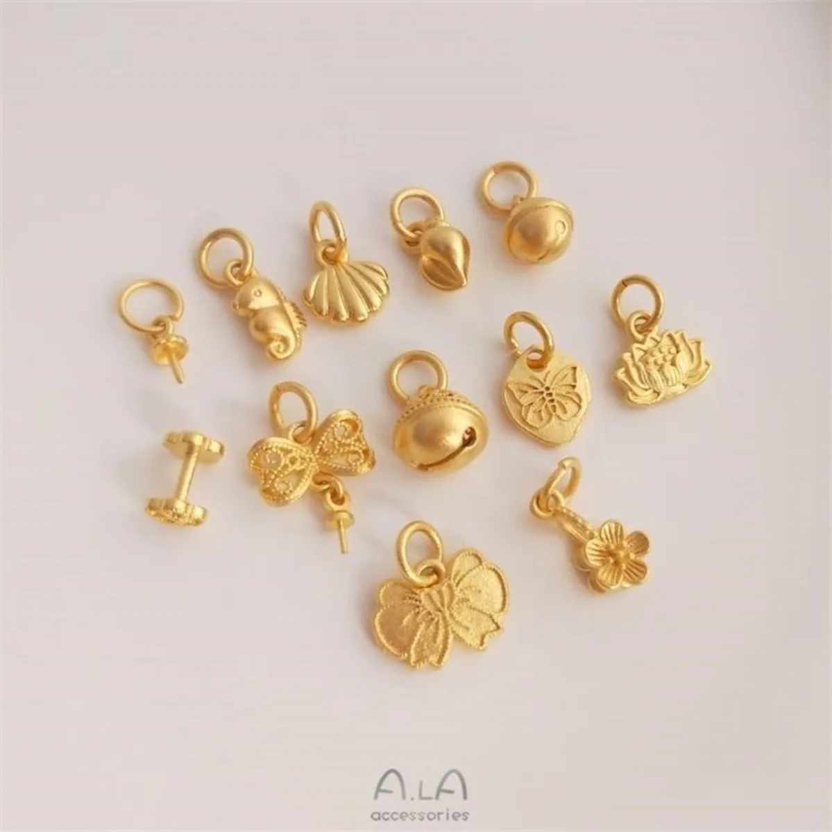Brass Vietnam Sand Gold Anti-tarnish Ocean Bow Bell Half Hole Cabochon Charms DIY Jewelry Findings
