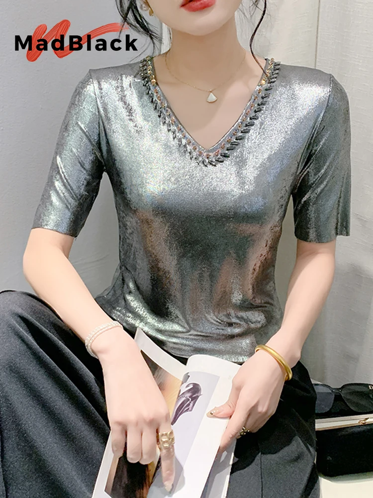 

MadBlack European Clothes Tshirt Woman V Neck Shiny Beaded Slim Knit Tops Short Sleeve Tee Summer New 2024 T439115JC