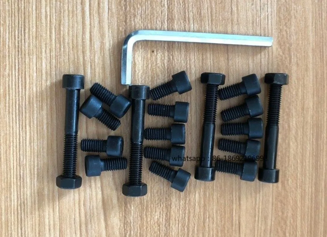 

Treadmill Accessories F63 F8.0 Full Set of Installation Screws, Armrest Fixing Screws, Dial Fasteners