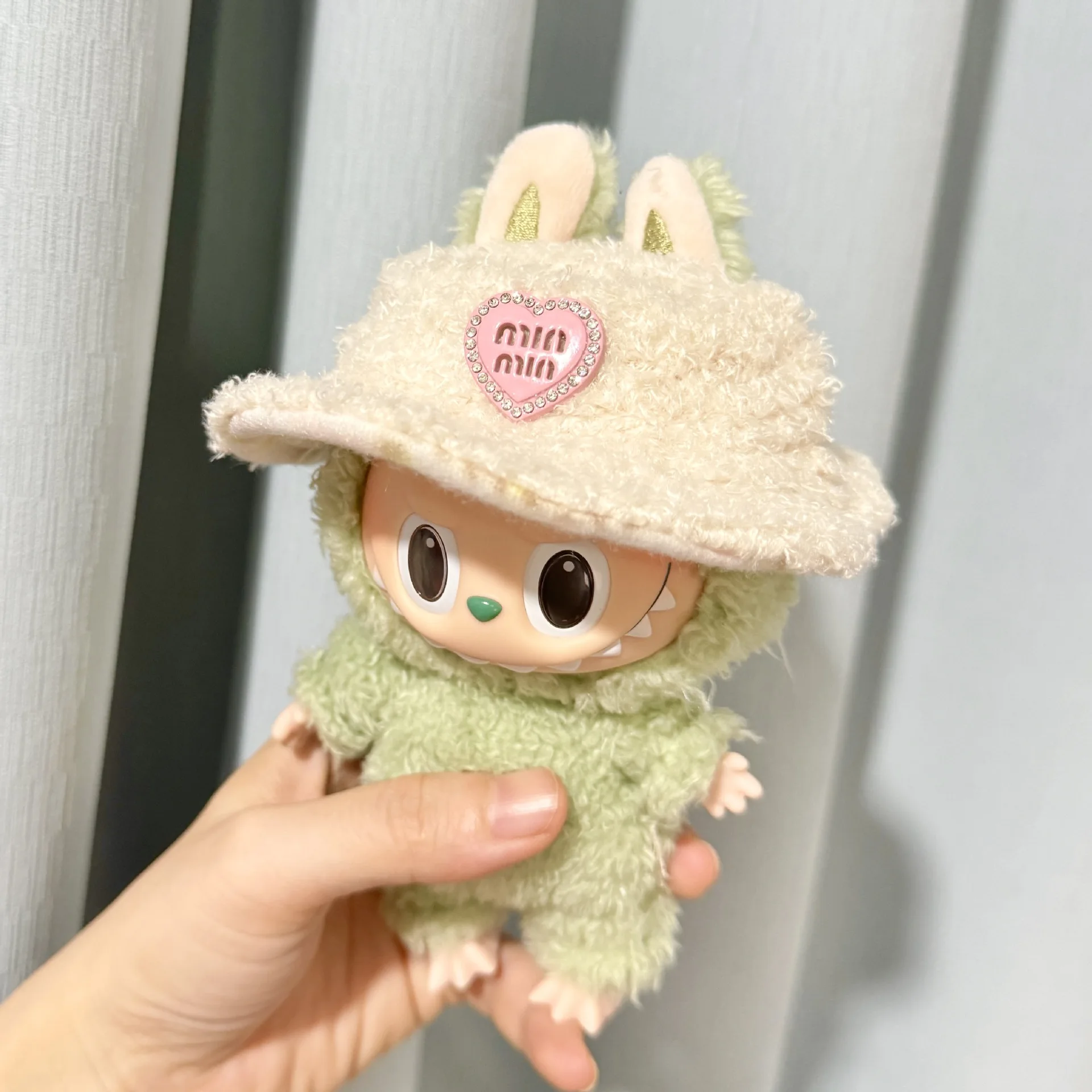 Poupées Labubu I II Idol, vêtements de courses en peluche mignons, poupées Kpop coréennes Exo Idol, vêtements salopettes, accessoires de bricolage, cadeaux, 17cm