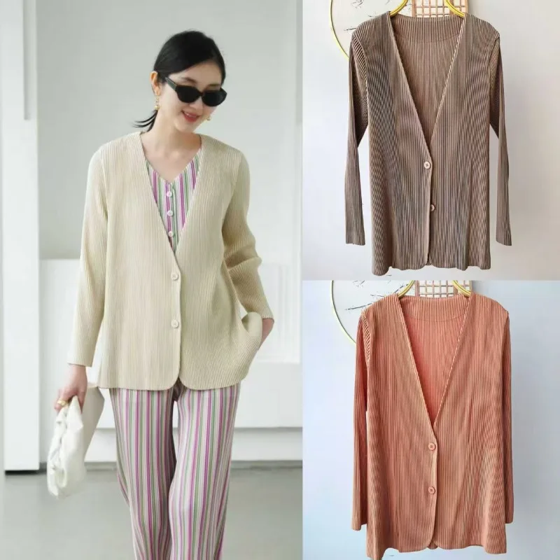 

Miyake Pleated Jacket Female Commuter 2026 Fall Spring High-end Pleats Clothes Version Temperament Elegant Hundred Suit Jacket