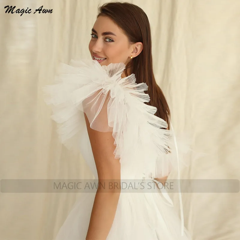 Magic Awn-vestidos de novia cortos con un hombro hinchado, minivestido bohemio con volantes y cordones en la espalda, vestidos de fiesta de boda, marfil