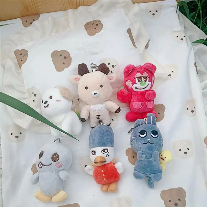 New Kpop Plush Key Ring Lovely Keychain For Girls Gifts Creative School Bag Pendant Fans Gifts Collection 10CM