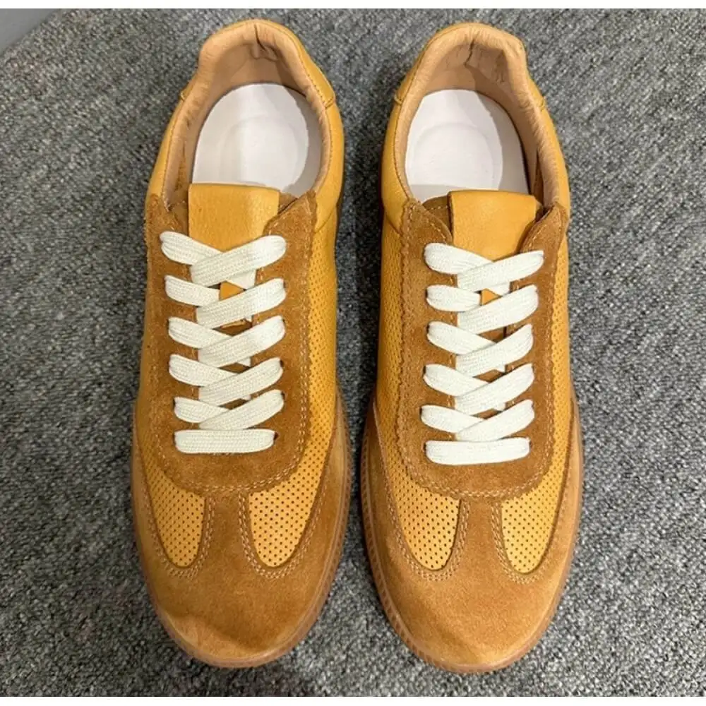 Vintage Caramel German-Style Casual Sneakers, with suede and perforated leather, non-slip gum sole,