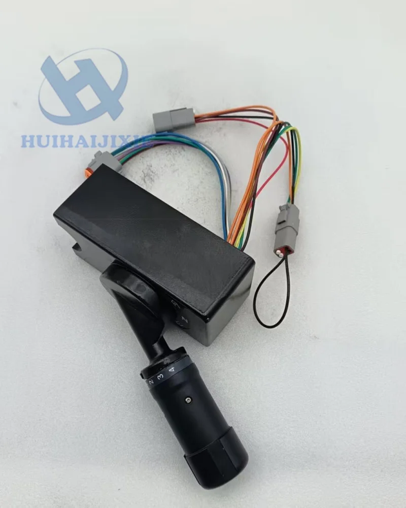 Suitable for Caterpillar (CAT) 3116, 3126, and 3306 loaders, as well as models 928G and 938G; joystick controller 139-4702.