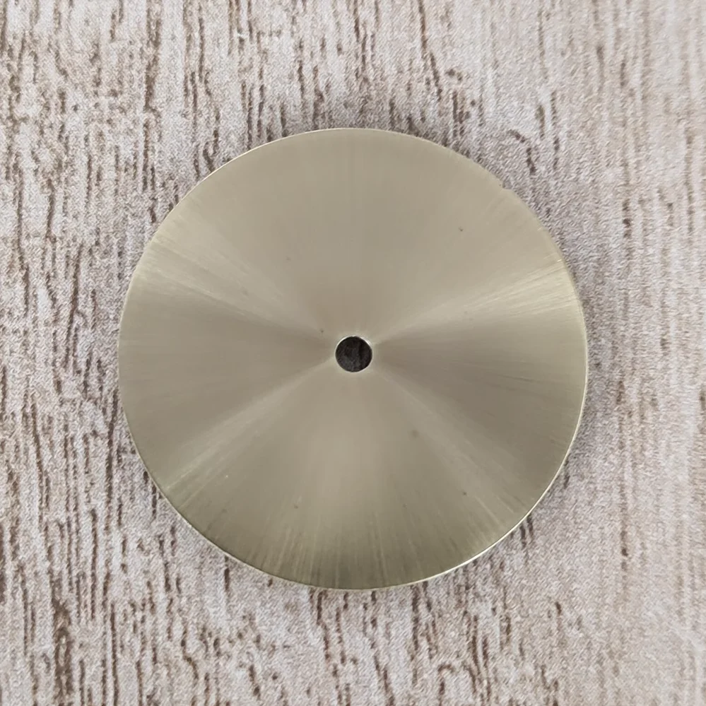 Quadrante in scala da 28,5 mm adatto per movimento NH35/NH36/7S/4R Accessori per la modifica dell'orologio di qualità luminosa verde