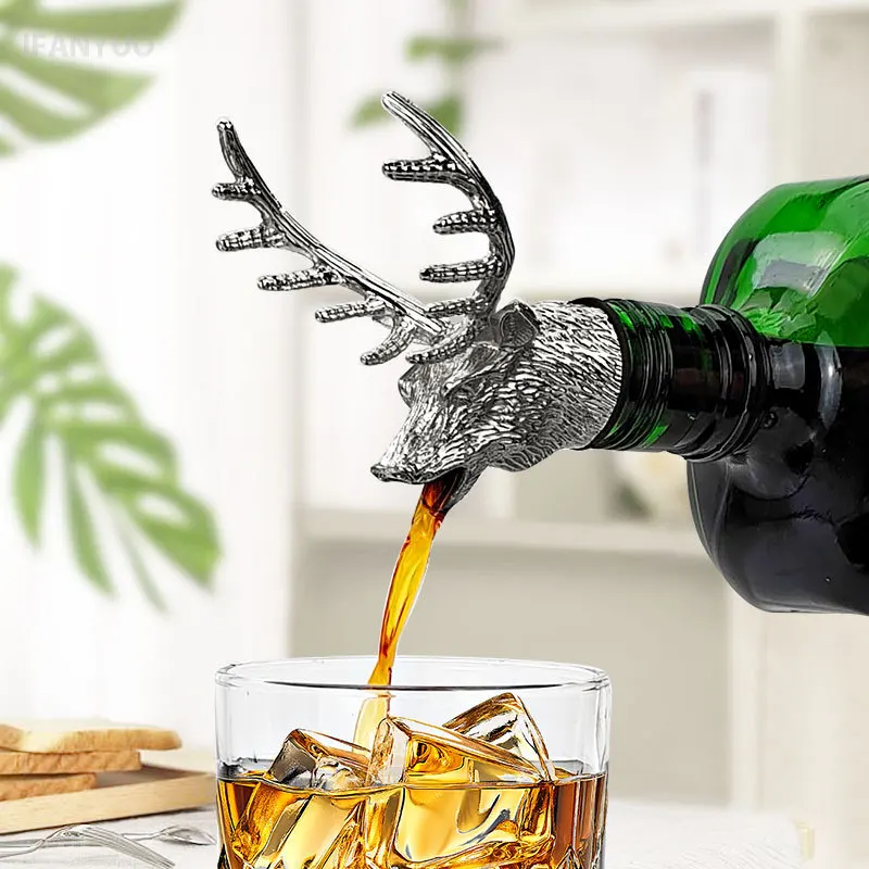 Zinc Alloy Deer Head Wine Pourer Bottle Spout Stopper 3D Stag Design Anti Spill Bar Tool for Whiskey Liquor Gift Party Decor view 2