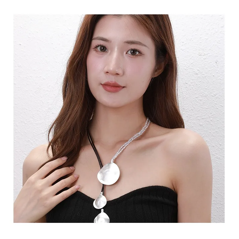 

New Pendant Necklace Geometric Premium Clavicle Chain Women's Fashion Versatile Pearl