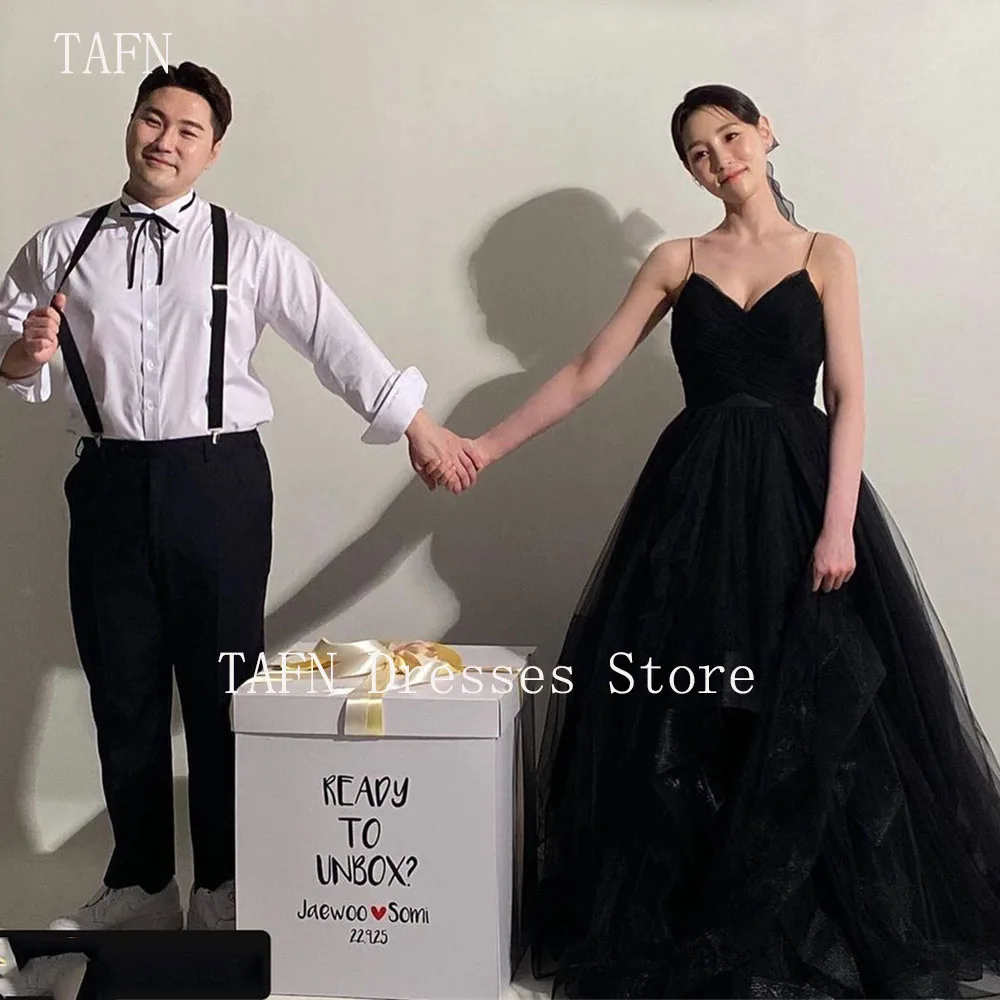 TAFN Black Wedding Dress Spaghetti Straps A-line Tulle Ball Gown Draped Bridal Gown Custom Made Dress for Photo Shoot