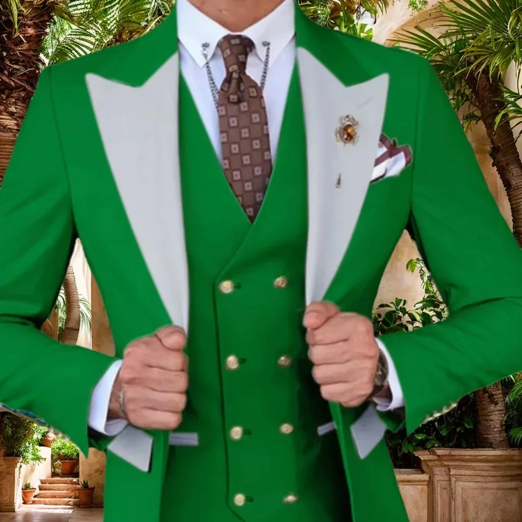 

Classic Men's 3 Piece Slim Fit Tuxedo Suit Set with Blazer Vest And Pants Stylish Comfortable Wedding Formal Party Prom Attire