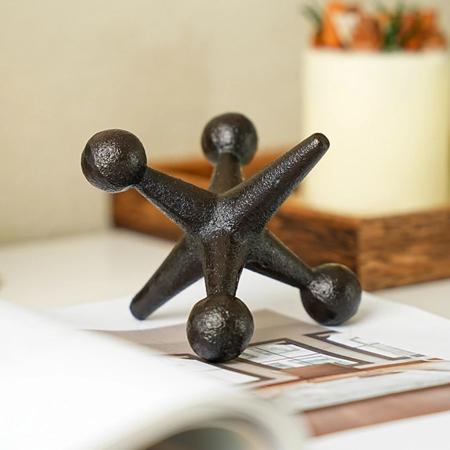 Cast Iron Art Molecular Model Golden Geometric 3D Ornament Abstract Triangular Splicing Sculpture Home Office Desk Decor Gift