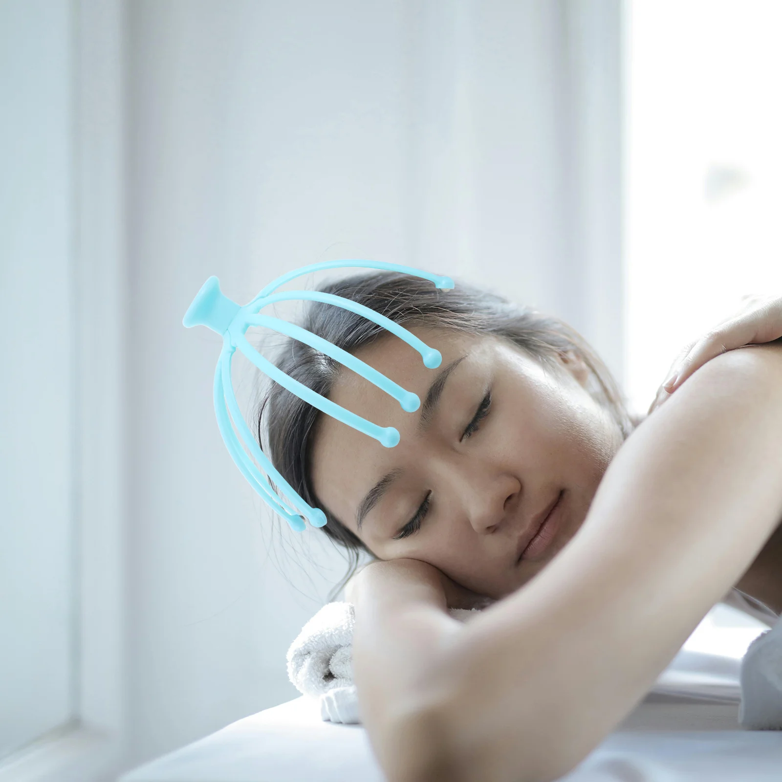 

Portable Twelve-Claws Head Claw Massager Lightweight Durable Scalp Massage Tool for Neck Shoulder Full Body Head Massager