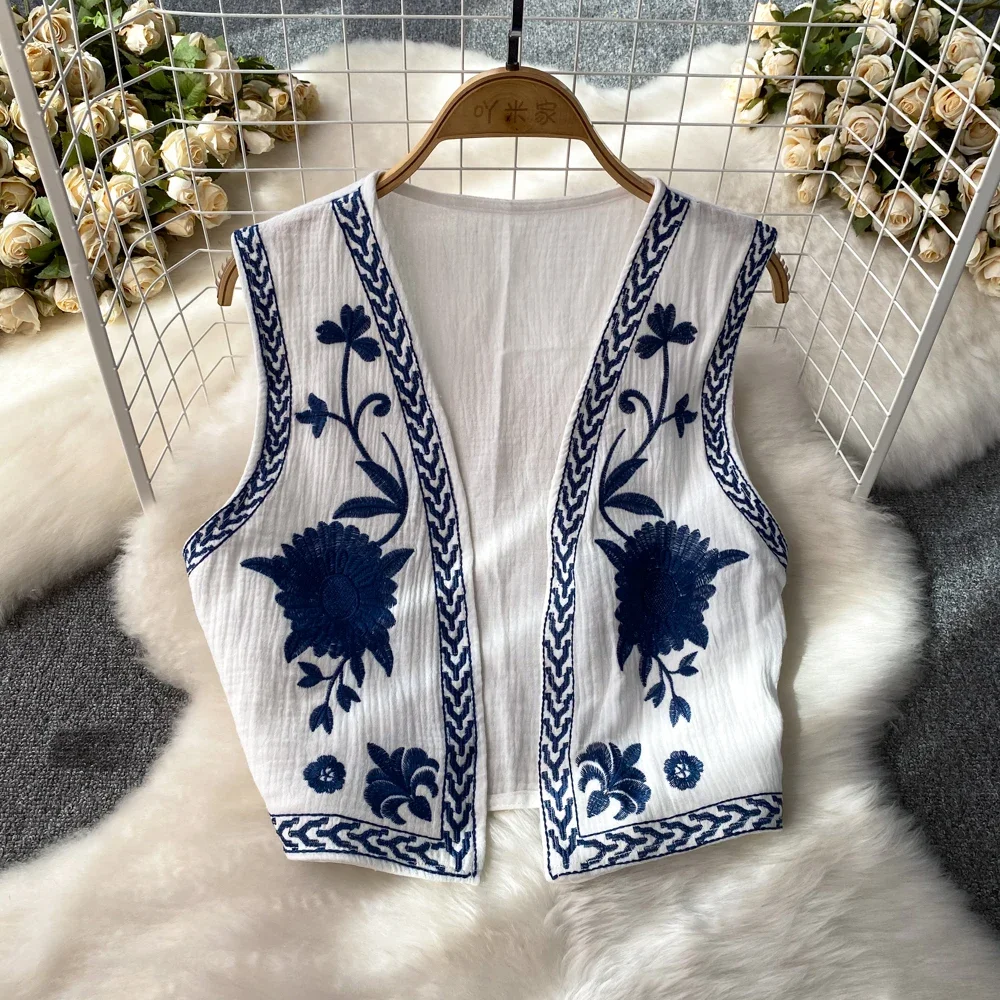 Crop Tops Womens Embroidery Floral Vintage Vest Women V-neck Camisole Female Summer Almighty Tank Top Retro Style Dropshipping