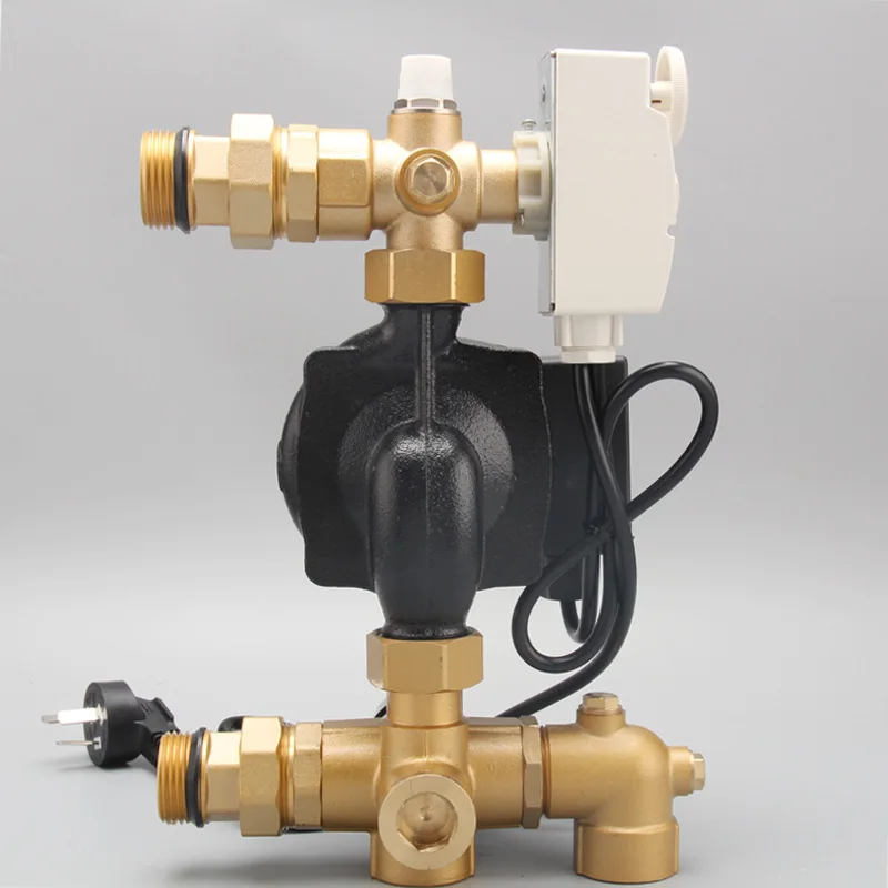Floor heating mixed water center connected to diversity water collector circulating temperature control circulating pump