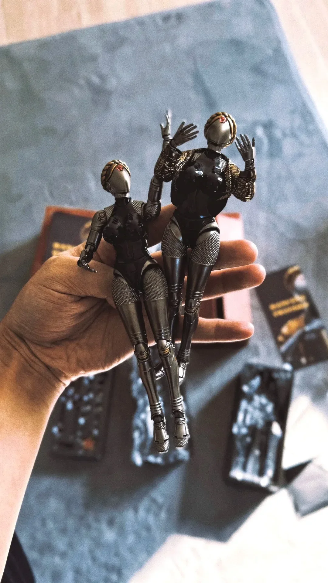 متوفر Wikeetoys WKT002 1/12 مقياس الذرية القلب أنثى روبوت التوأم راقصة 6 بوصة مجموعة كاملة 16.5 سنتيمتر عمل نموذج لجسم اللعب الهدايا #3