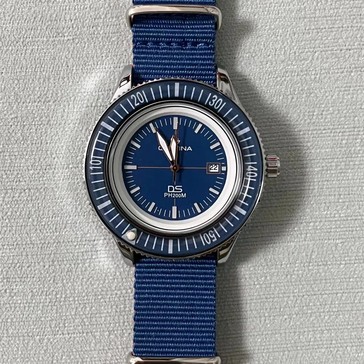 Men's Watch Nylon Leather Strap Watch DS PH200M Quartz Watch Luxury Watch Business Leisure Fashion Wrist Watch