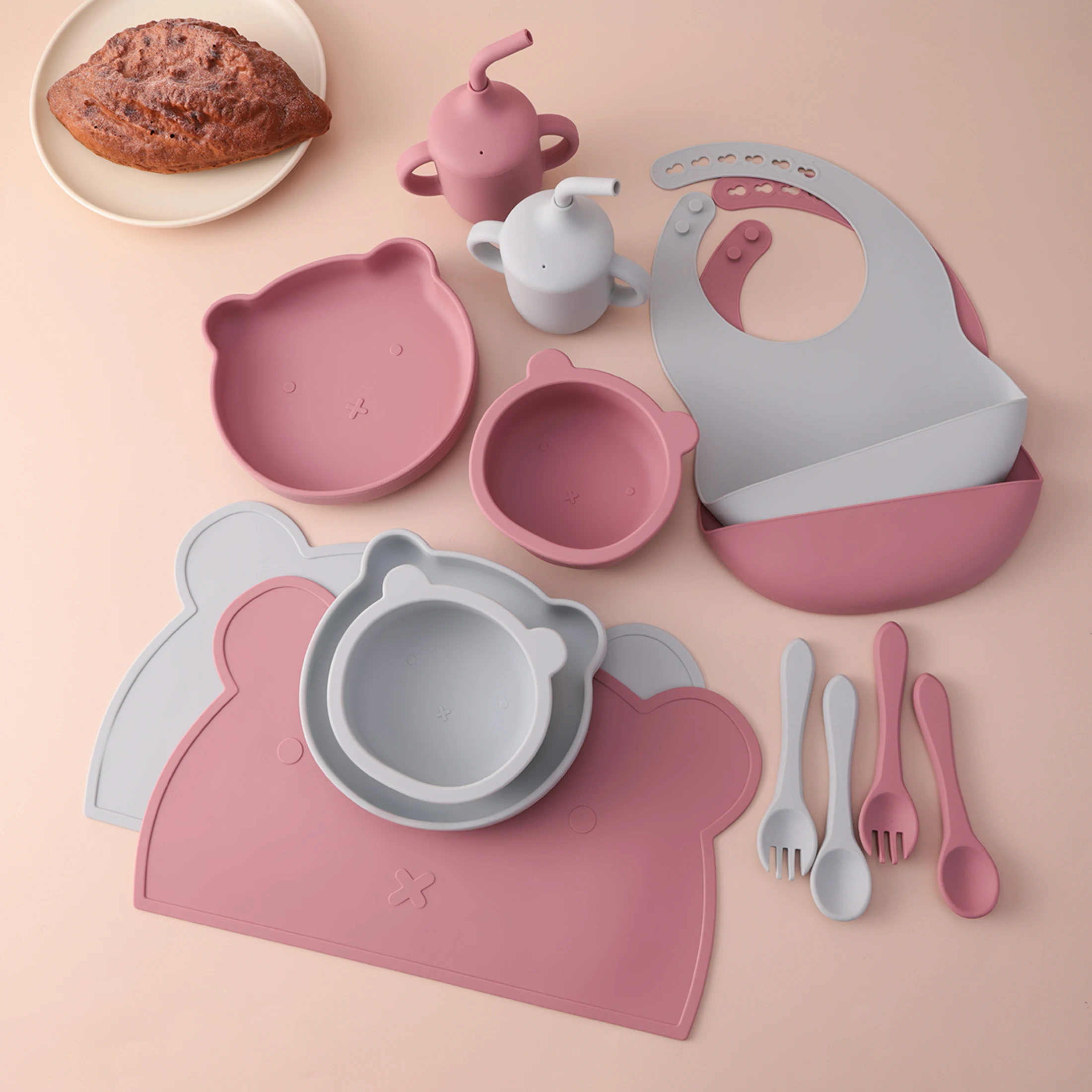 

7PCS Baby Silicone Feeding Set Waterproof Bib Soft Placemat Suction Bowl Plate Sippy Cup Utensils Tableware For Toddlers