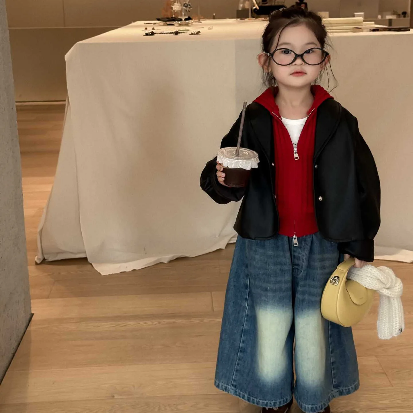 

2025 Autumn New Girls' Set Sweater Leather Jacket Flip Collar Fashion Cowboy Nine Leg Pants Three Piece Set