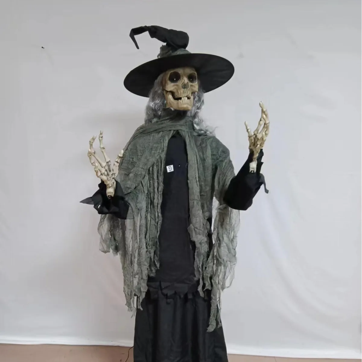 

Glowing Skull Witch Halloween Yard Horror Ornament Holiday Ornaments Haunted Room Escape Props