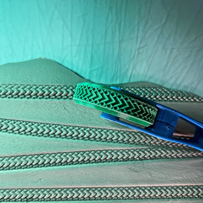 Clay Stamp Roller Ceramic Texture Wheel Geometric Flower Patterns DIY Clay Tools Painting Stamps Durable Art Decor