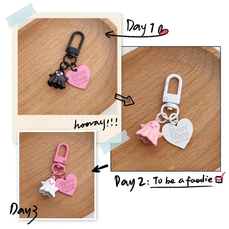 Cute personality sweet cool little ghost ghost love pendant pink black round ring pendant keychain earphone pendant