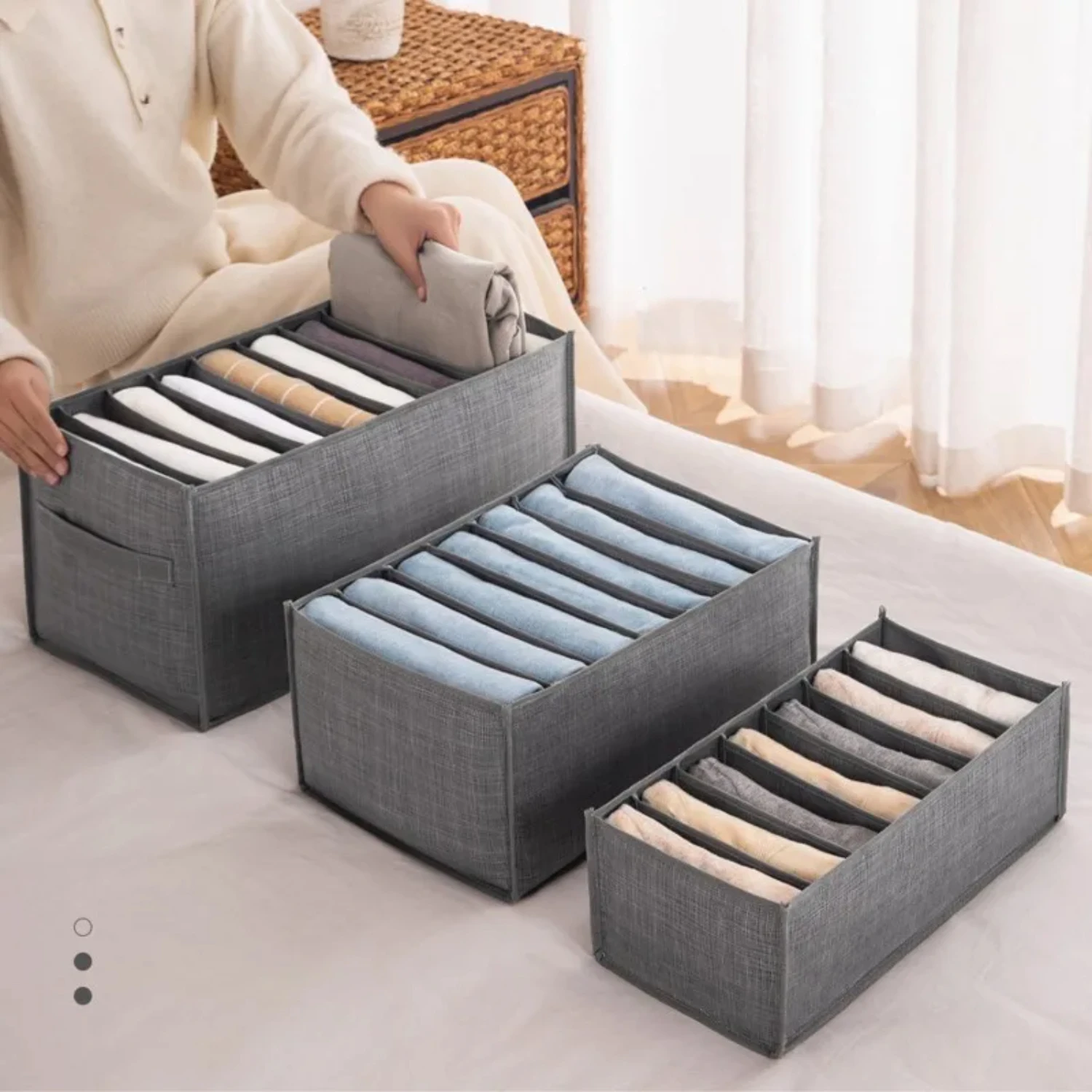 Organize your closet with this efficient Clothes Organizer Drawer, perfect for storing Underwear, Pants, T-Shirts, Socks, and mo