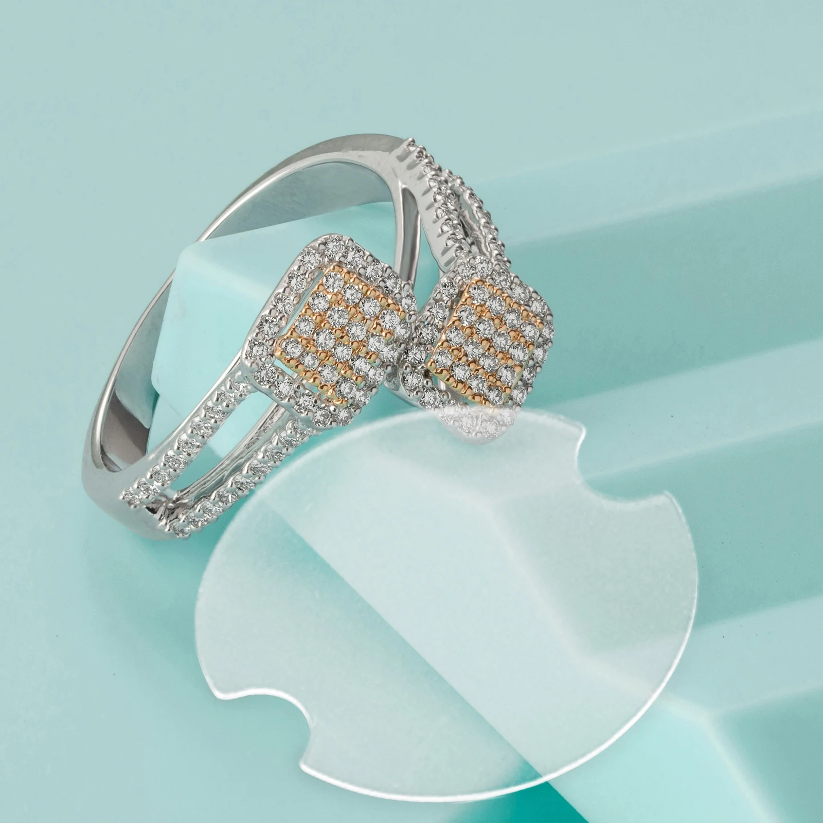 

50Pcs Round Plastic Ring Display Cards Compact Jewelry Show Stand Organizer Holder Showcase Rack for Retail Exhibition