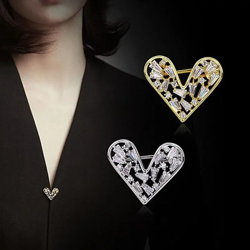 Exquisite Small Size Rhinestone Heart Brooches Pins For Women Lady Elegant Crystal Design Suit Clothing Accessories Gifts