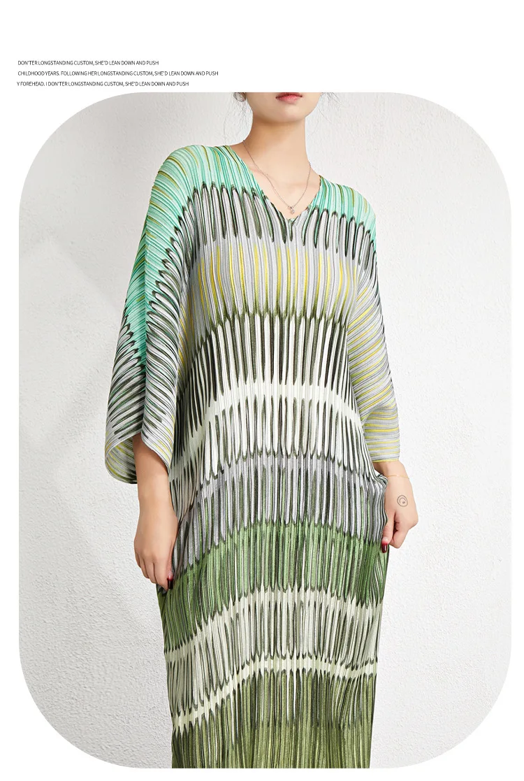 Miyake 2024 Herbst Neues Damen-Fledermausärmel-Langkleid, Locker Sitzend, Übergröße, Modisches Plissee-Maxikleid – Detail 6