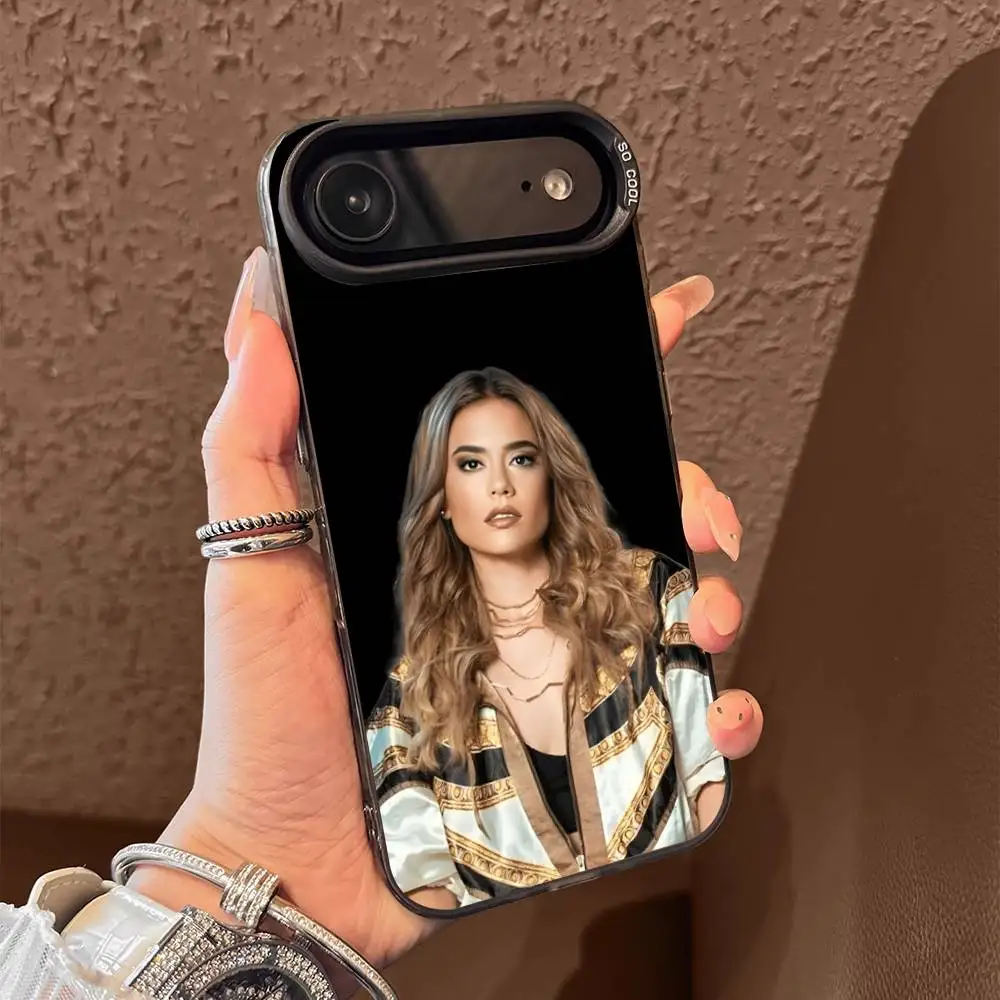 Casing Ponsel The Queen of Flow La Reina Del Flow Untuk iPhone 17,16,15,14,13,12,Pro,Max,Plus,E,SE4,Air,Mini Hitam IMD Box