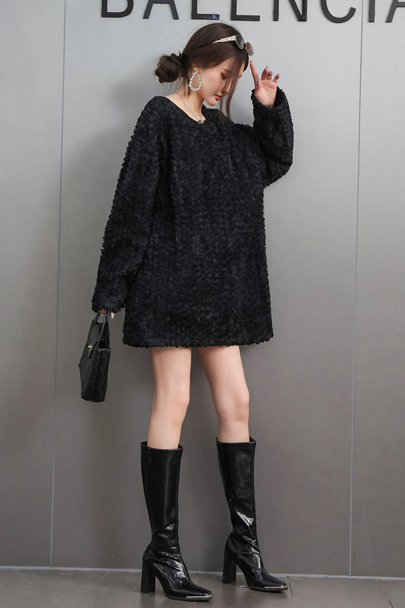 2025 Spring New Elegant O-Neck Sweater Loose Long Sleeve Thick Warm Knitted Sweater for Women J752