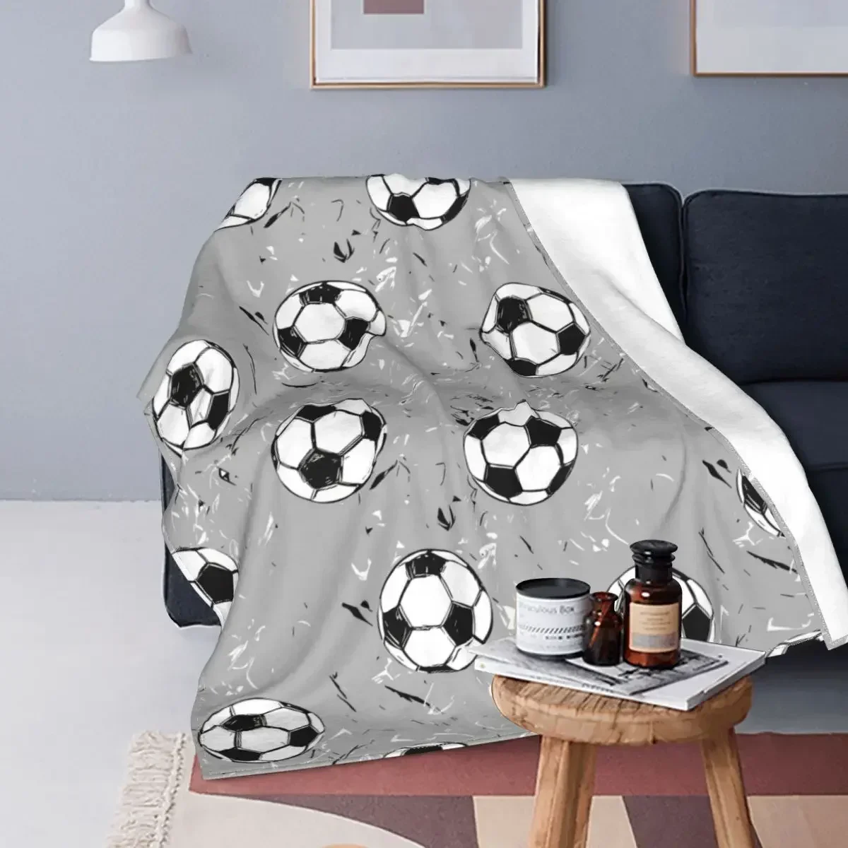 Footballs Soccer Blanket Coral Fleece Plush Spring Autumn Portable Super Soft Throw Blankets for Home Couch Bedspread