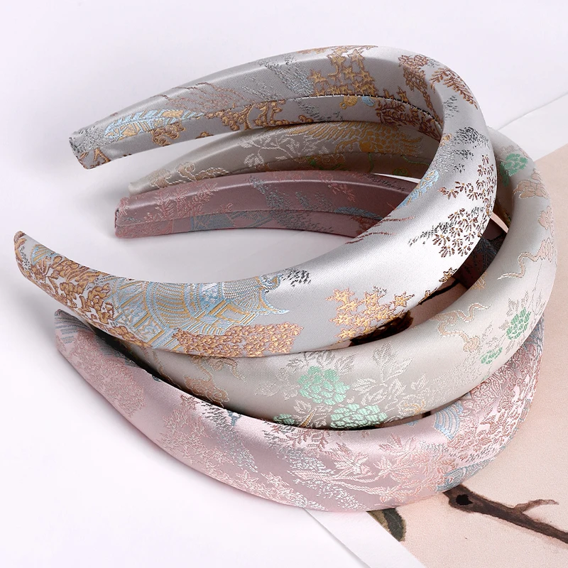 New Chinese Style Embroidered Satin Sponge Headband for Women Fresh Printed Fabric Hairband Temperament and Versatile Headwear