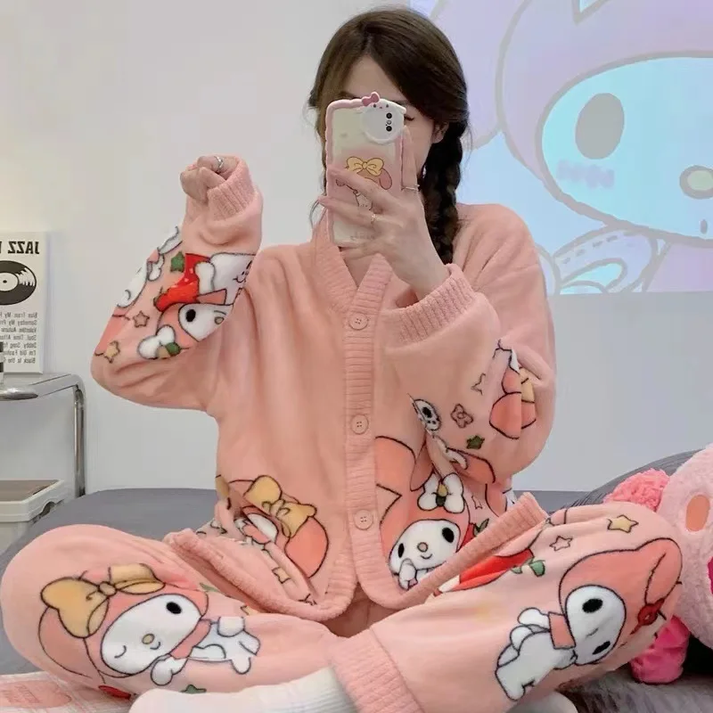 Kawaii Peanuts Snoopy Sanrio Kuromi My Melody Cinnamoroll Coral Fleece Pajamas Thick Women Home Clothing Flannel Loose Girl Gift