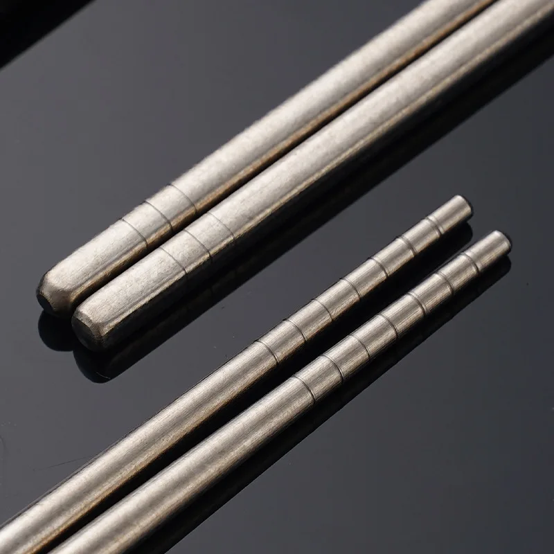 5 قطعة 23 سنتيمتر عيدان تناول الطعام التيتانيوم خفيفة الوزن دائم عيدان أدوات المائدة المنزلية في الهواء الطلق التخييم أطباق عيدان تناول الطعام التيتانيوم النقي