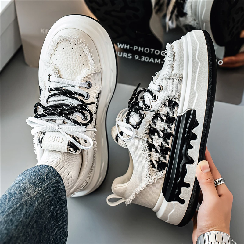 Light luxury men's versatile color-blocked casual shoes, comfortable plaid-patterned sneakers for teenagers