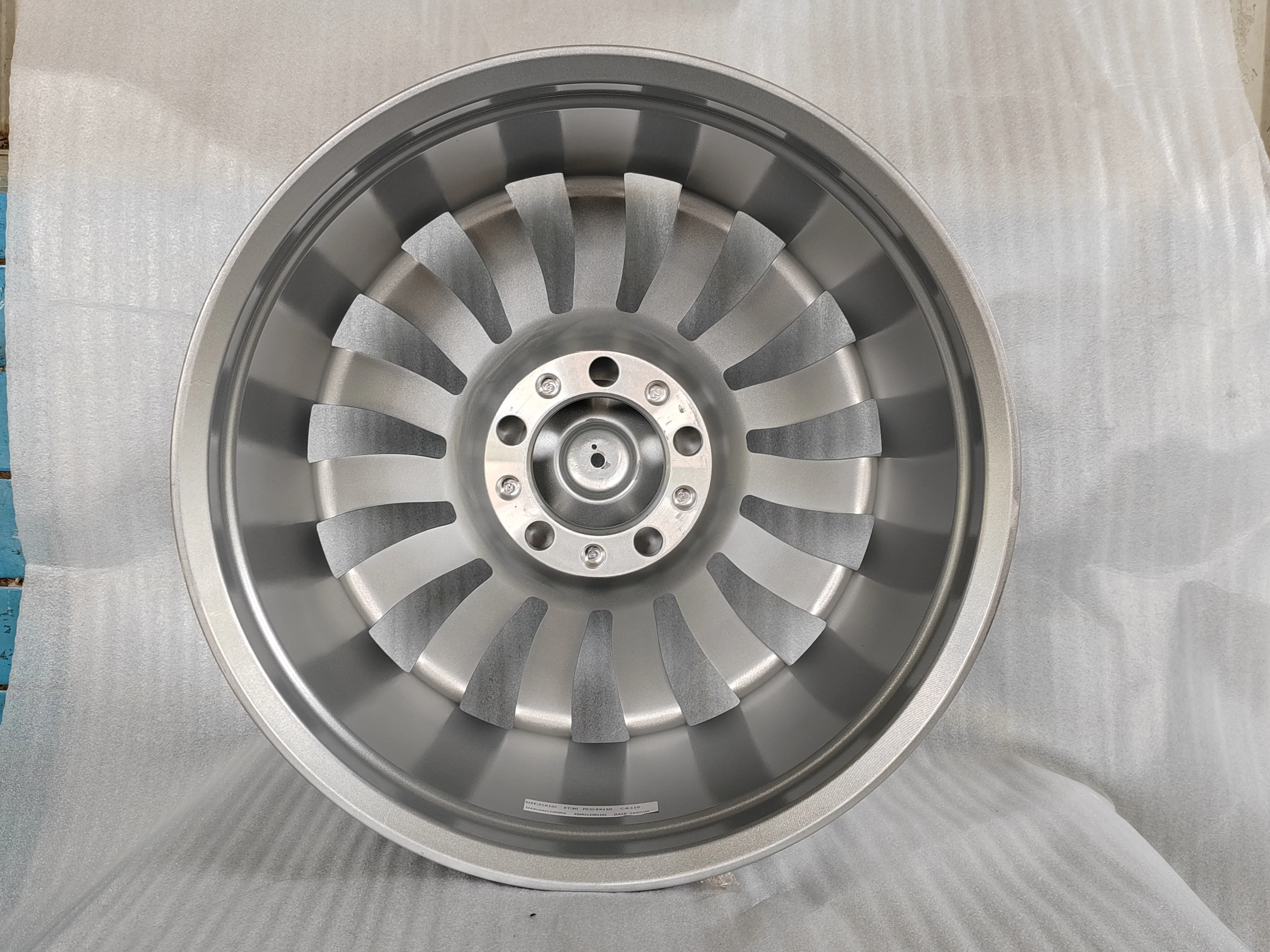 Liga de alumínio personalizada forjada 16 17 18 19 rodas e acessórios de carro de passageiros de 20 polegadas por fabricantes de cubos de roda