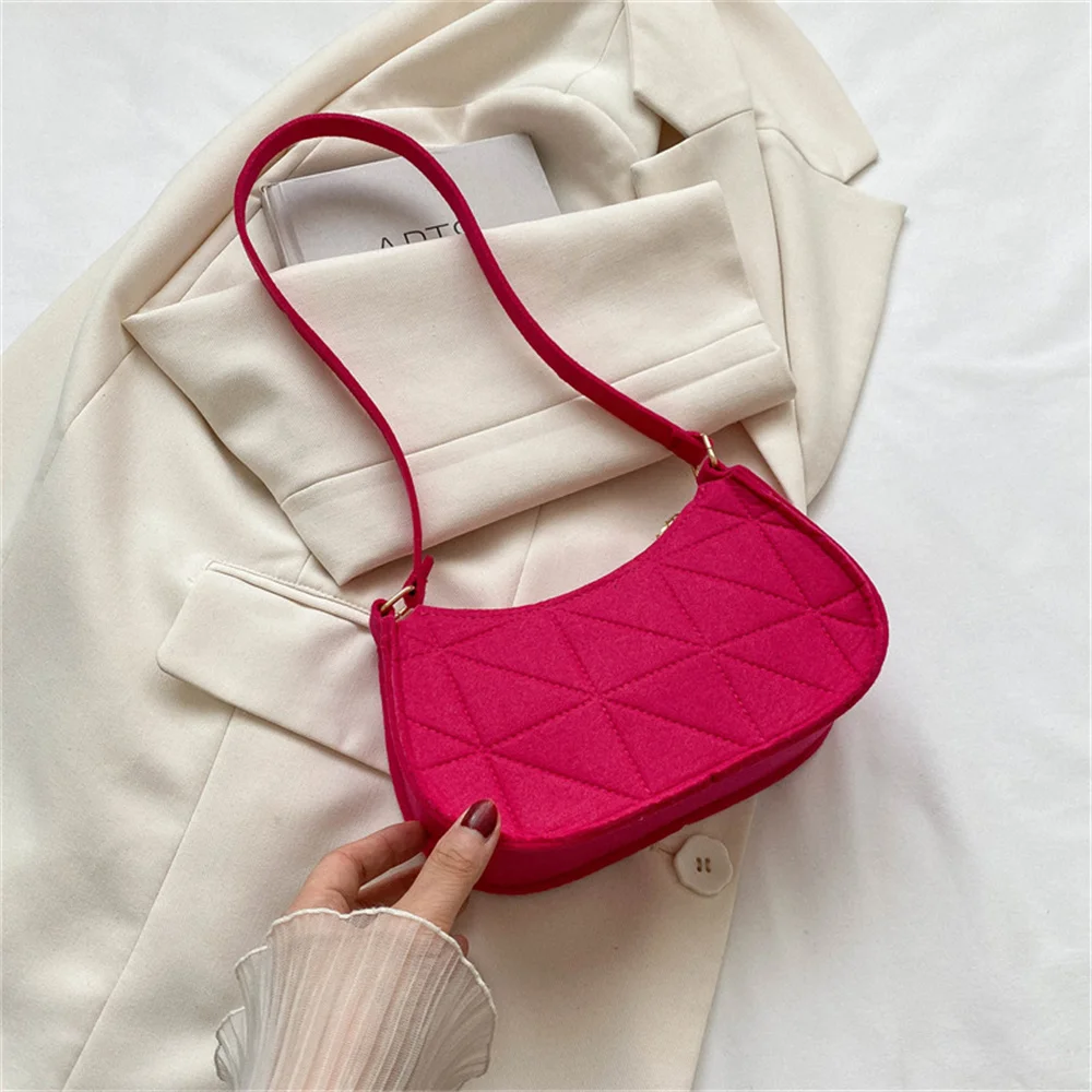 Trendy Felt Shoulder Bags For Women Women\'S Subaxillary Bag Design Advanced Texture Armpit Handbags Purses Crescent Saddle Bag